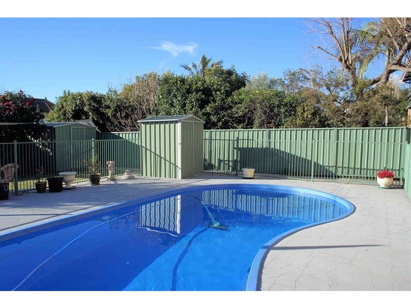 Valentine NSW 2280