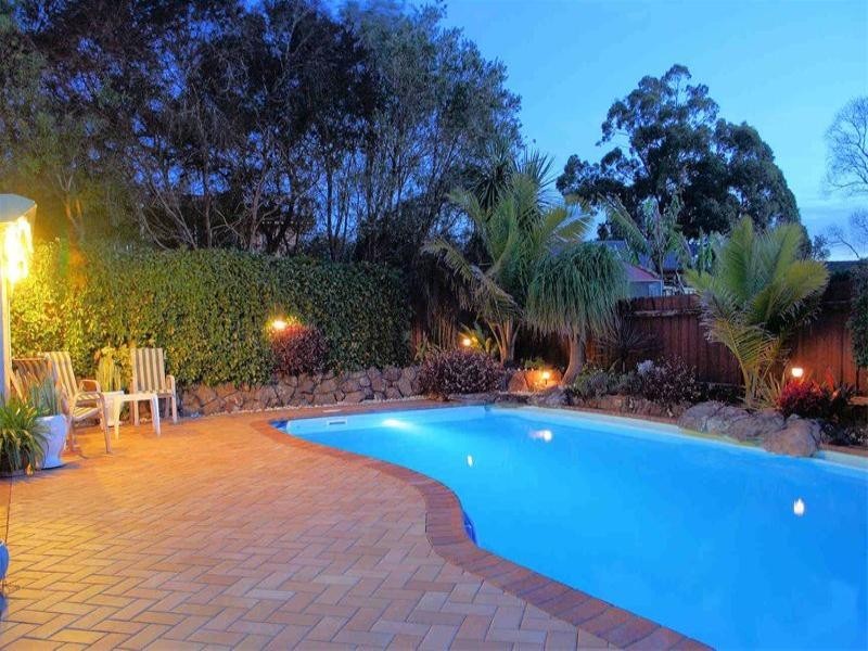 18 Keswick Grove, Valentine NSW 2280