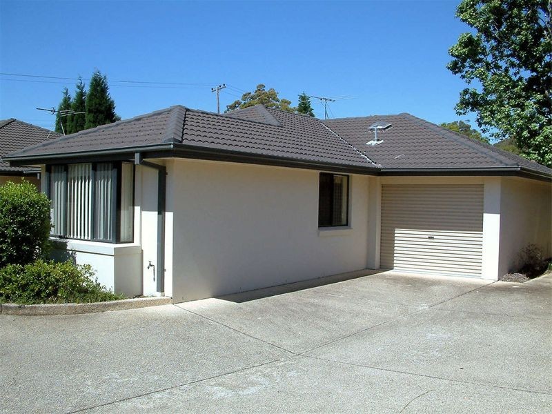 2/39 Berringar Road, Valentine NSW 2280