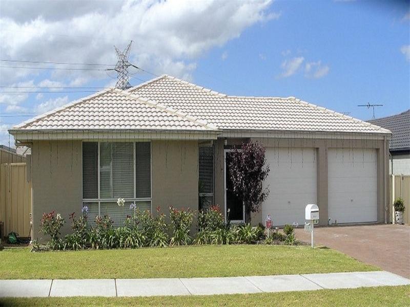 17 Lakeaire Court, Cameron Park NSW 2285