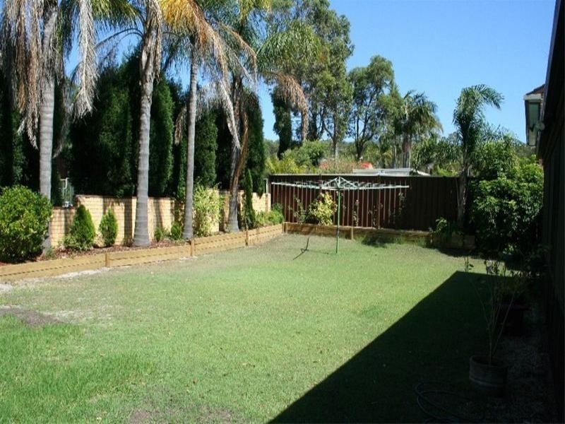 79 Ian Street, Eleebana NSW 2282
