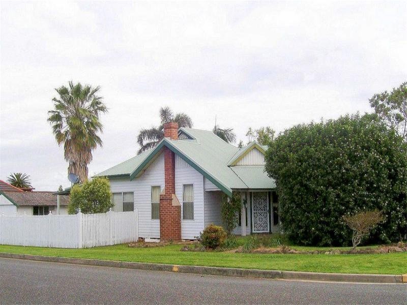 74 Speers Street, Speers Point NSW 2284