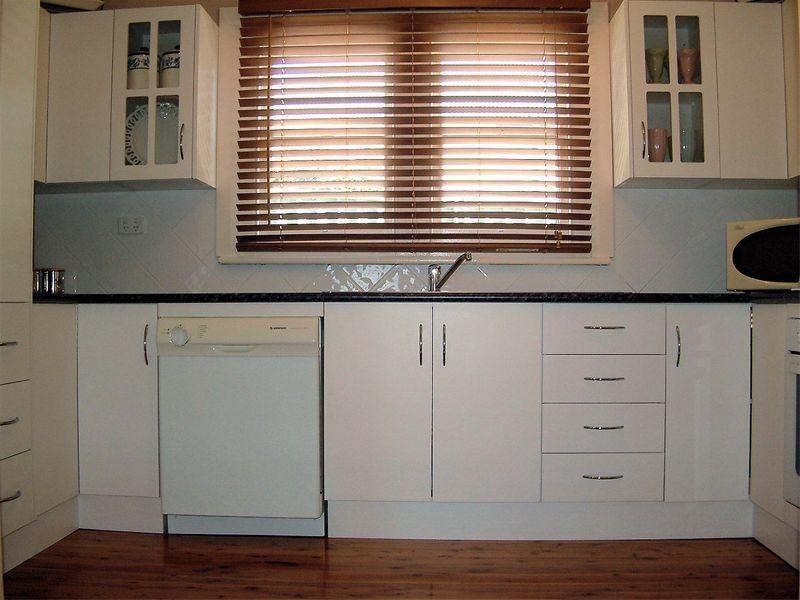 2 Redrose Avenue, Belmont NSW 2280