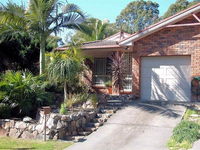 1/14 Connaught Road, Valentine NSW 2280