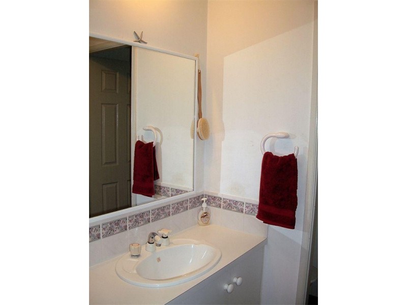 1/14 Connaught Road, Valentine NSW 2280