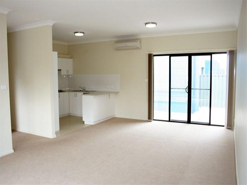 1/53 Martin Street, Warners Bay NSW 2282