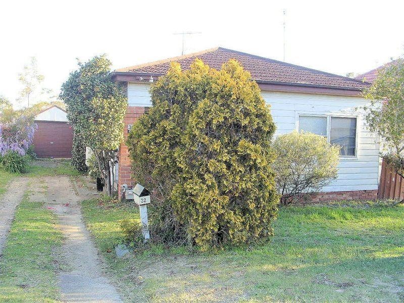 32 Sydney Street, Gateshead NSW 2290