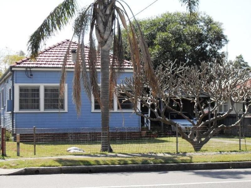 414 The Esplanade, Warners Bay NSW 2282
