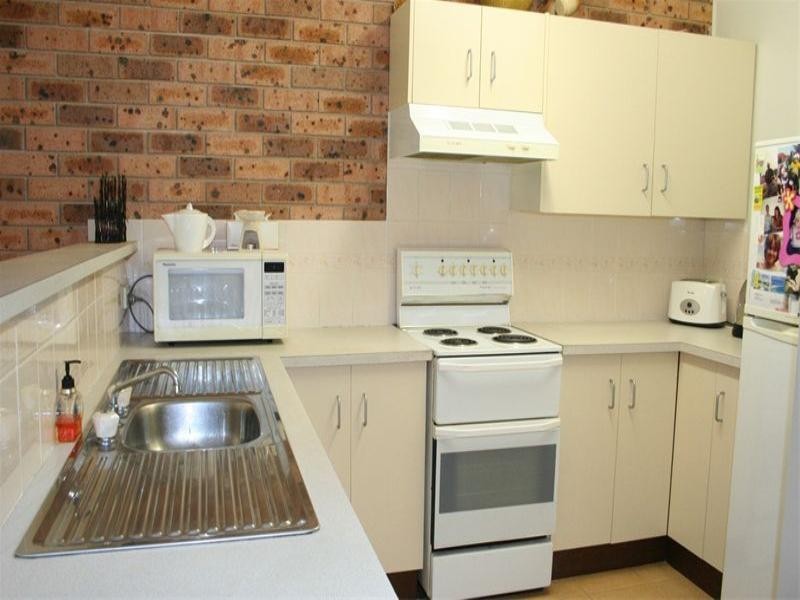 1/10 New York Avenue, Warners Bay NSW 2282