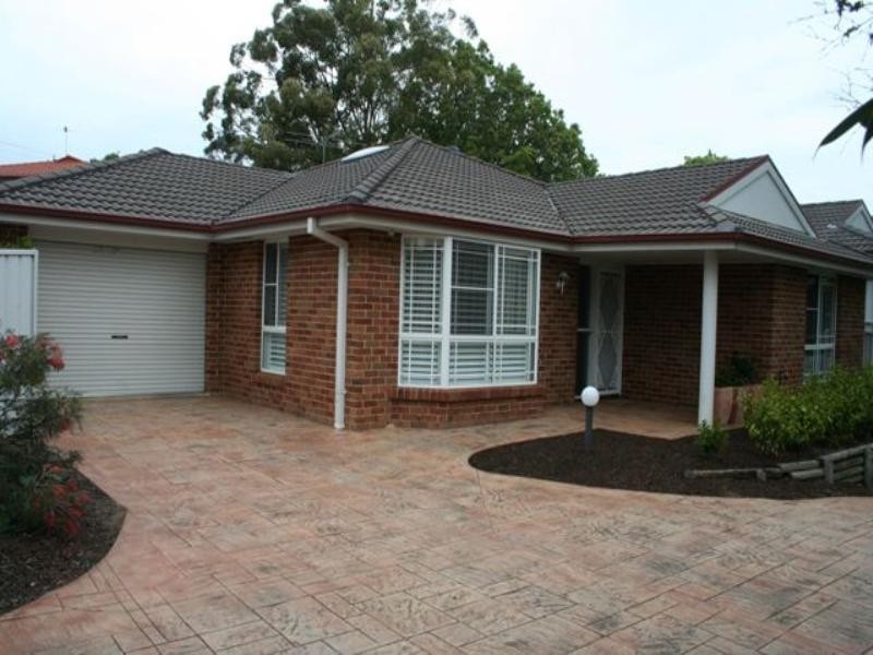 2/45 Berringar Road, Valentine NSW 2280