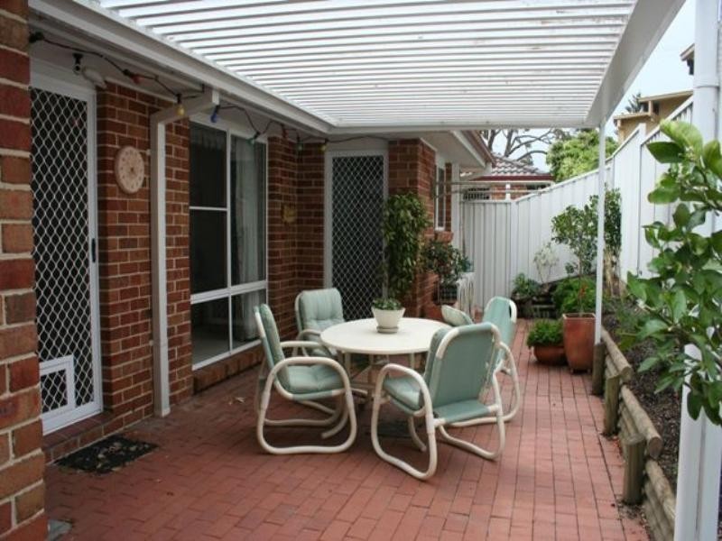 2/45 Berringar Road, Valentine NSW 2280