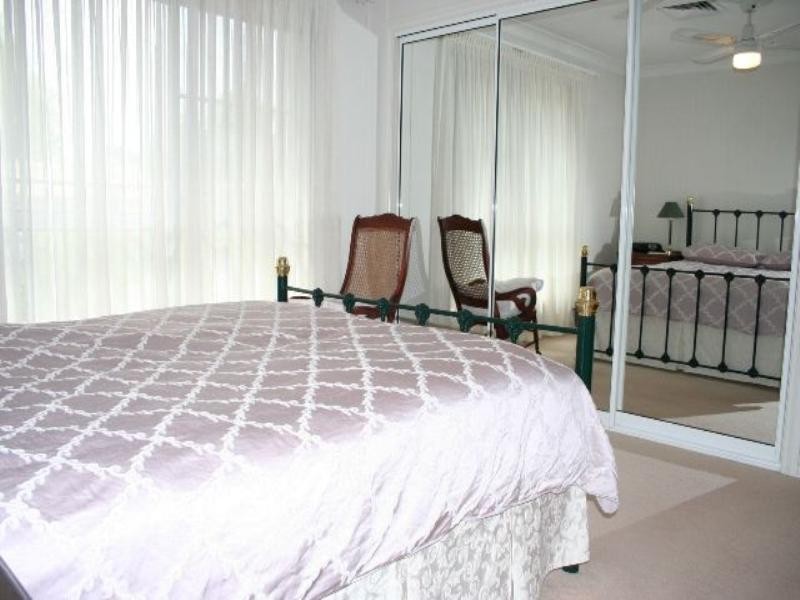 2/45 Berringar Road, Valentine NSW 2280