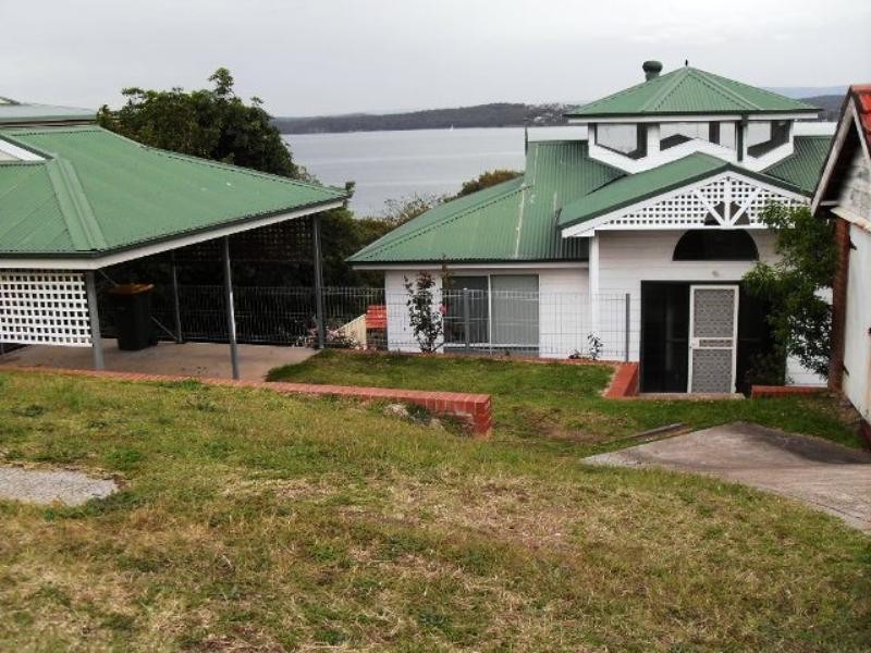 21 Beryl Street, Warners Bay NSW 2282