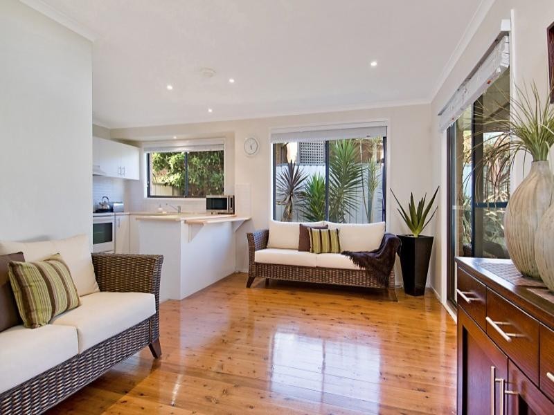 67 Ian Street, Eleebana NSW 2282