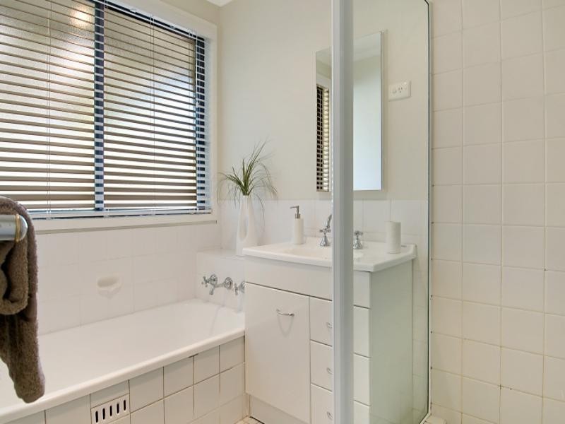 67 Ian Street, Eleebana NSW 2282