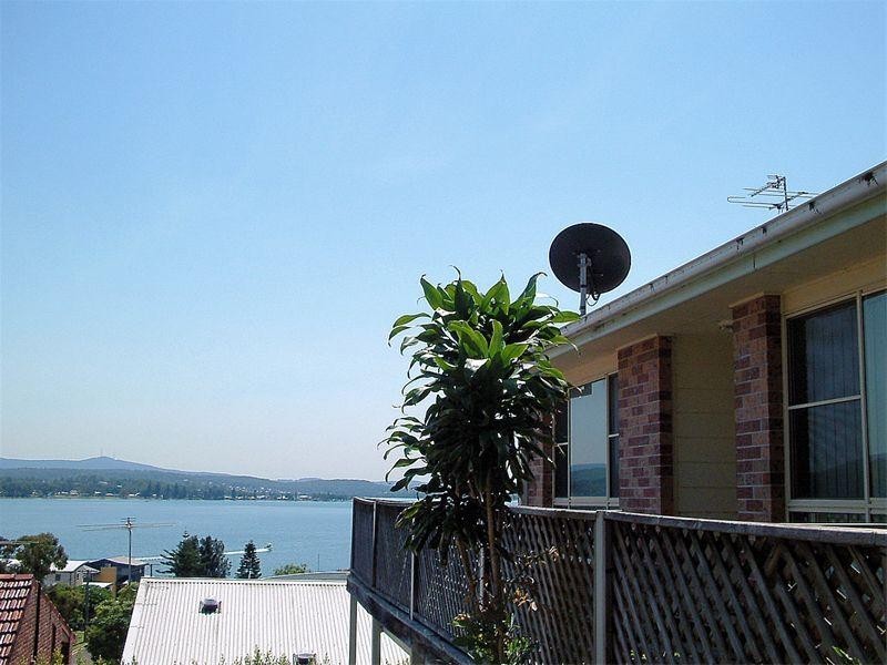 Eleebana NSW 2282