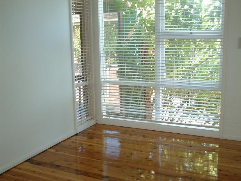 15 Werona Crescent, Valentine NSW 2280