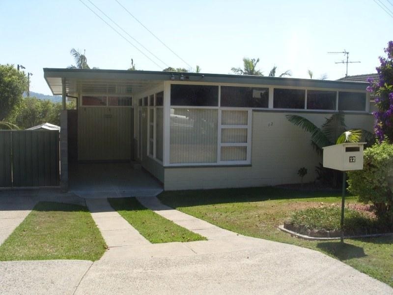 12 Elizabeth Street, Eleebana NSW 2282