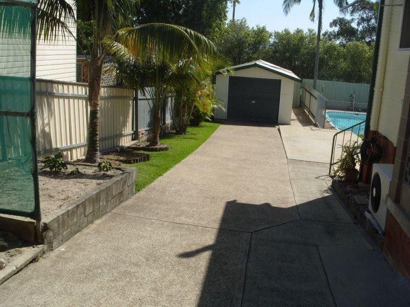 12 Elizabeth Street, Eleebana NSW 2282