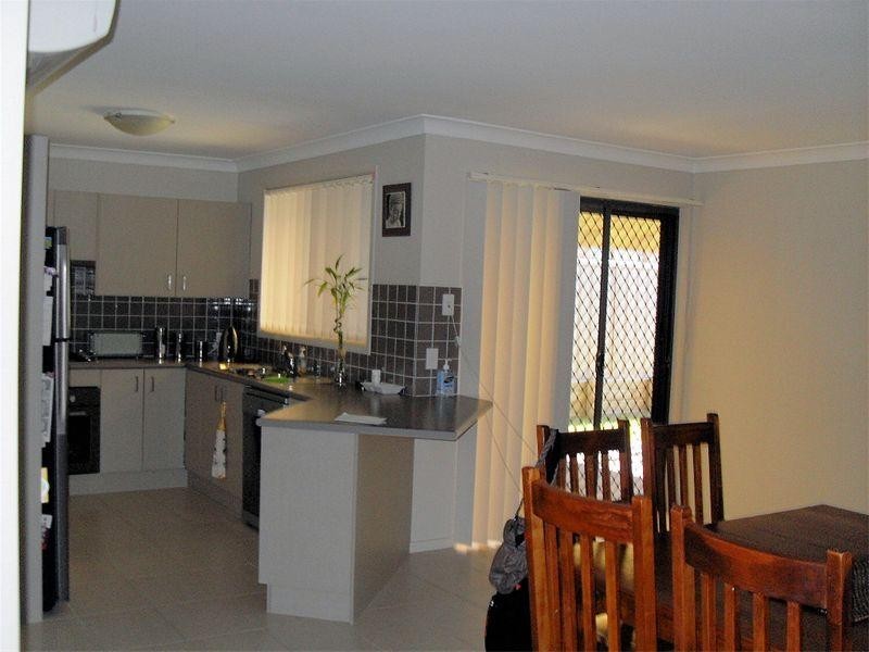 16 Ridgemount Avenue, Cameron Park NSW 2285