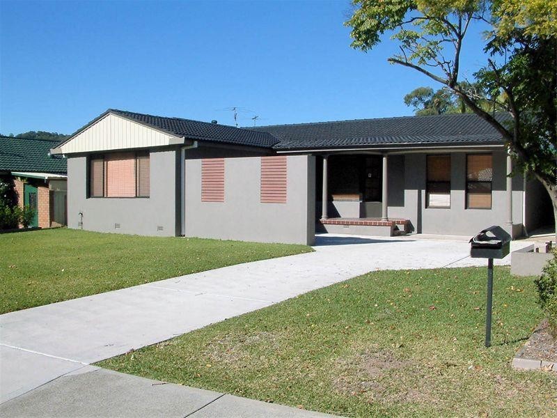 8 Regal Way, Valentine NSW 2280