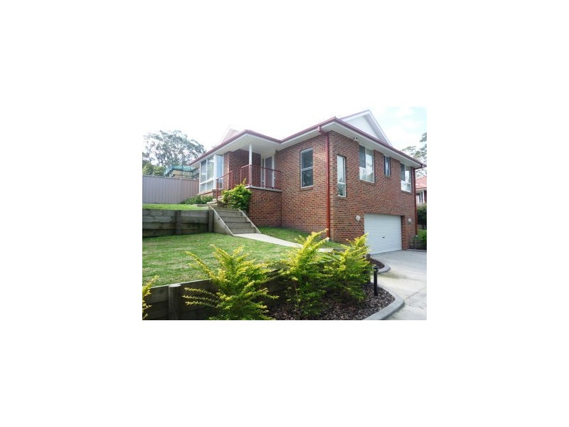 2/9 Kariboo Lane, Mount Hutton NSW 2290