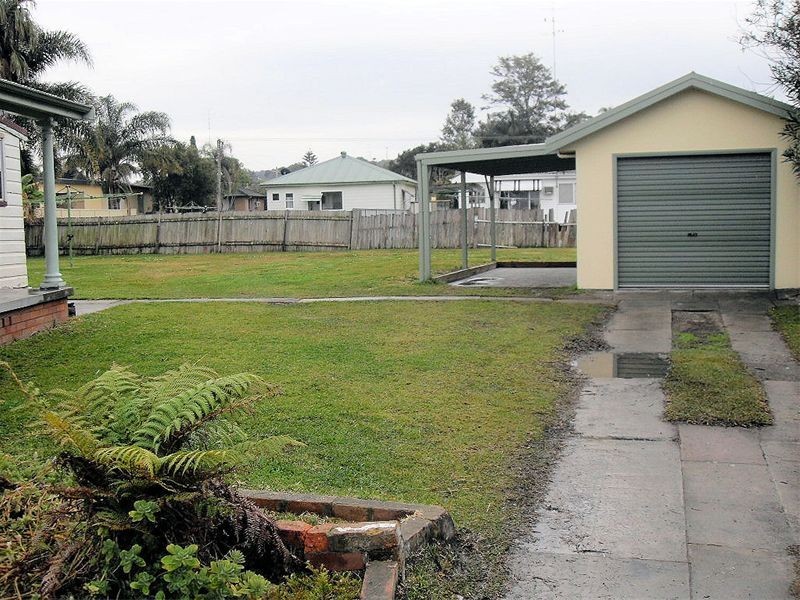 147 Wommara, Belmont North NSW 2280