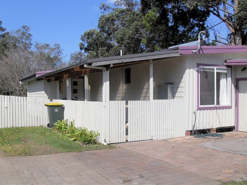 22 Jones Avenue, Warners Bay NSW 2282