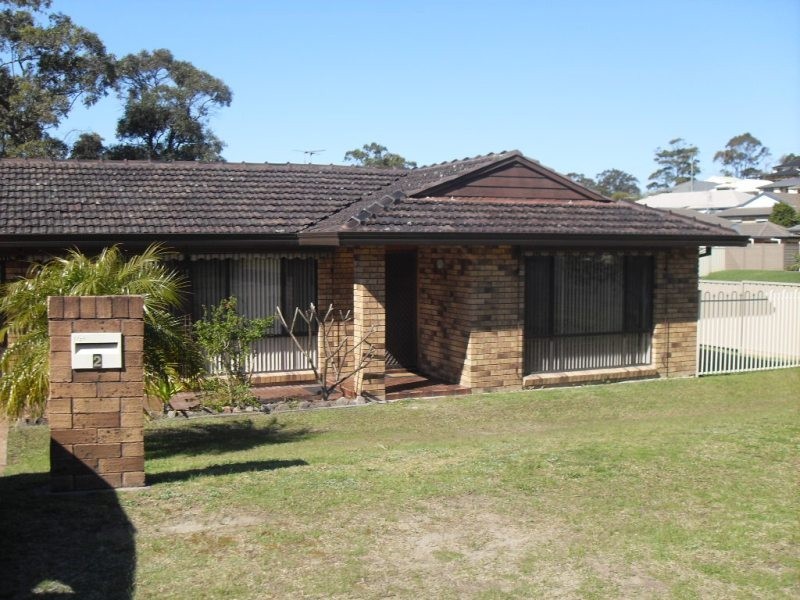 2 Fulmar Close, Mount Hutton NSW 2290