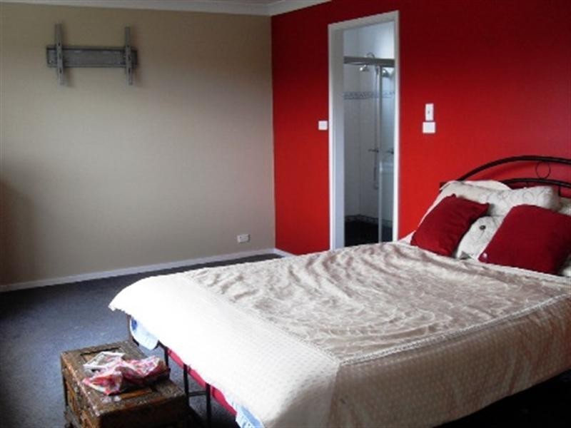 10 Taranaki Place, Macquarie Hills NSW 2285