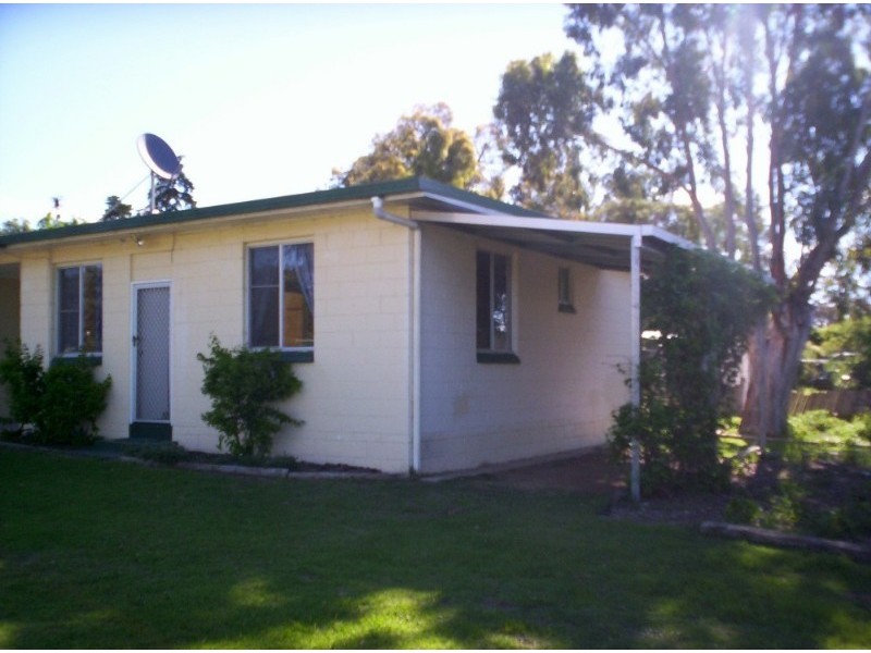 4/9 Clowes Crescent, Warwick QLD 4370