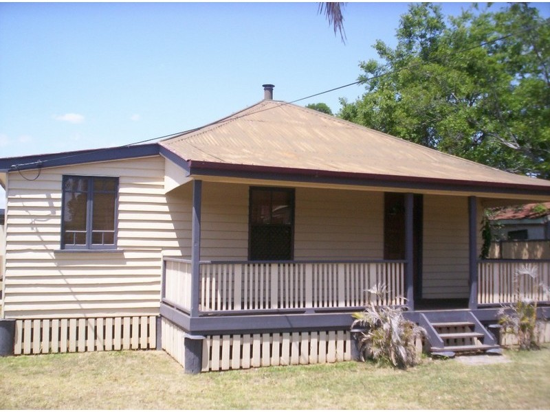 68 Myrtle Avenue, Warwick QLD 4370