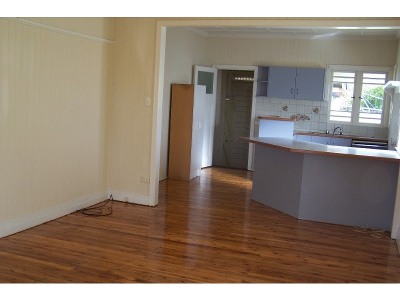 10 Braemar Street, Warwick QLD 4370