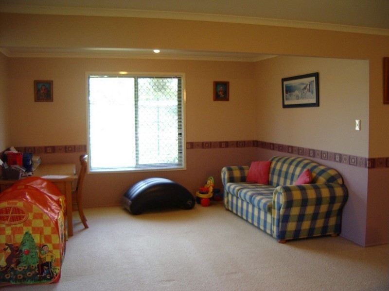 24 Doncaster Drive, Warwick QLD 4370