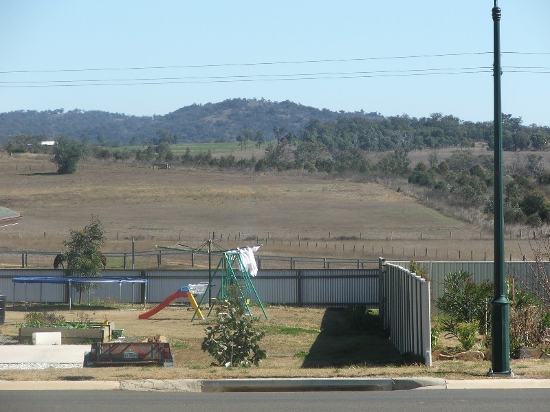 33 Doncaster Drive, Warwick QLD 4370