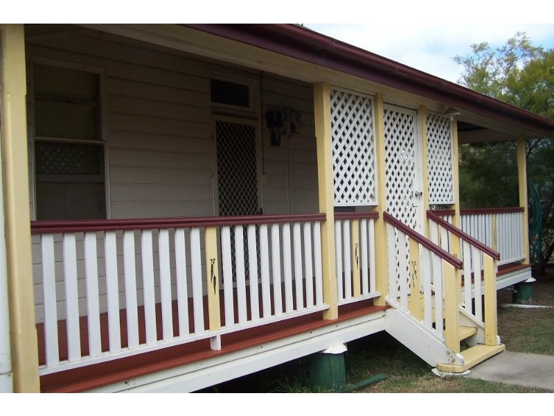 86 Albion Street, Warwick QLD 4370