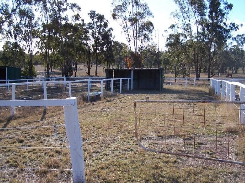 324 Leyburn-Forestry Road, Leyburn QLD 4365