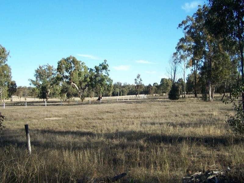 324 Leyburn-Forestry Road, Leyburn QLD 4365