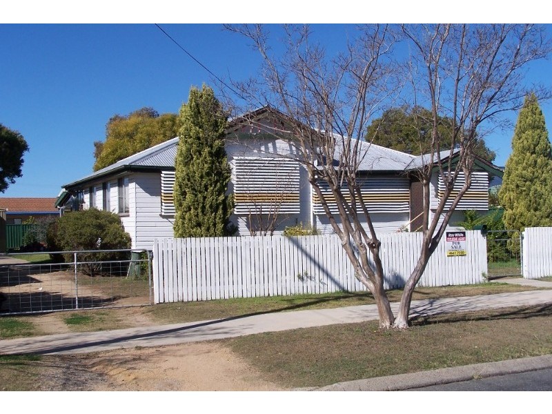 42 Dragon Street, Warwick QLD 4370