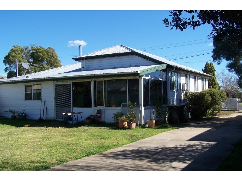 42 Dragon Street, Warwick QLD 4370