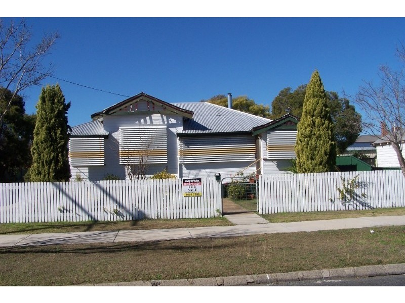 42 Dragon Street, Warwick QLD 4370