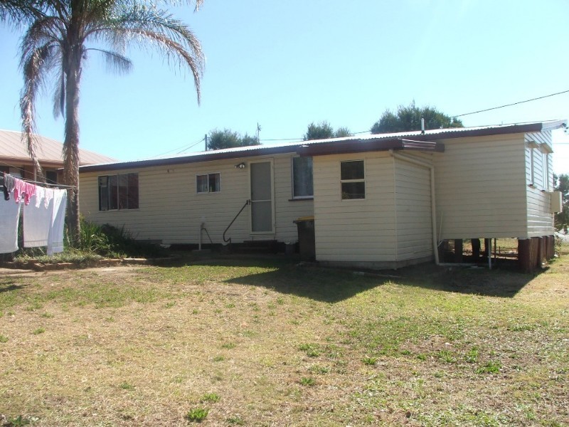 212 Wood Street, Warwick QLD 4370