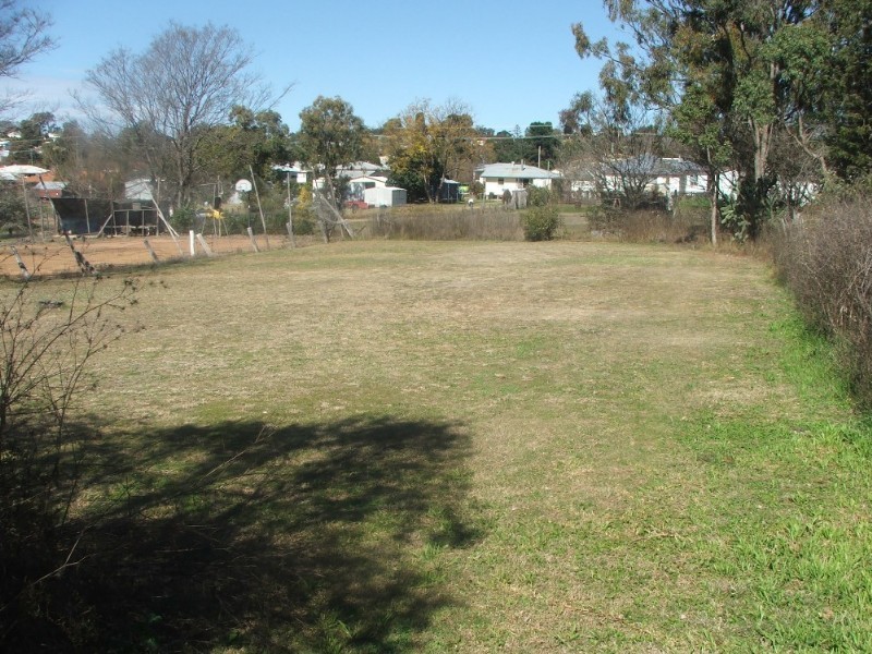 212 Wood Street, Warwick QLD 4370