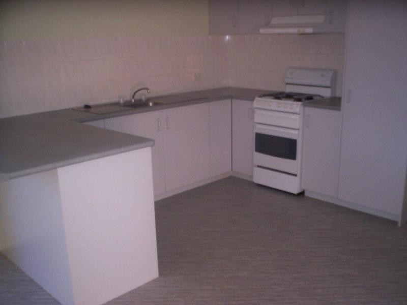 4 Lyons Crescent, Warwick QLD 4370