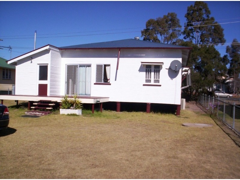 81 Pratten Street, Warwick QLD 4370