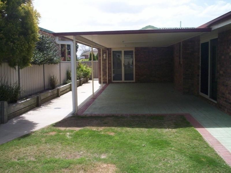 2 Finch Street, Warwick QLD 4370