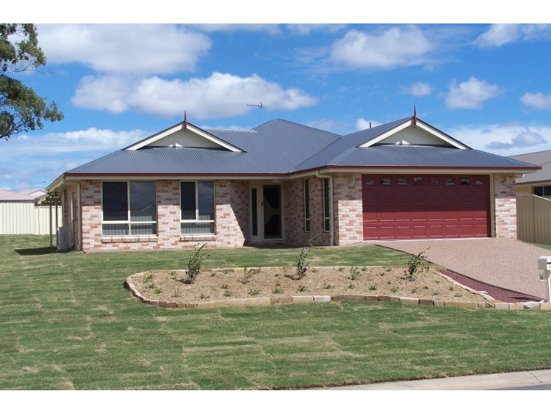 11 Coulsell Street, Warwick QLD 4370