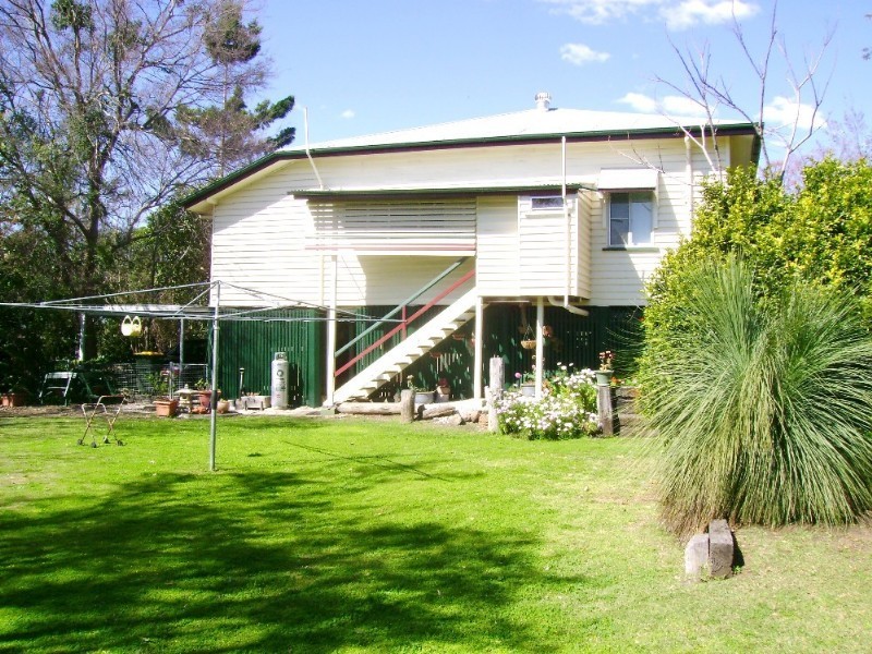 24 Pine Street, Warwick QLD 4370