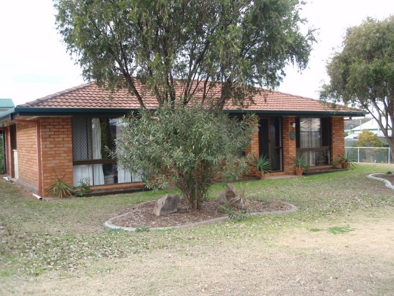 2 Percy Street, Warwick QLD 4370