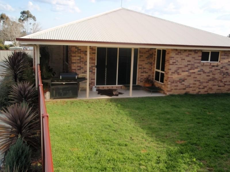 1/12a Yangan Road, Warwick QLD 4370